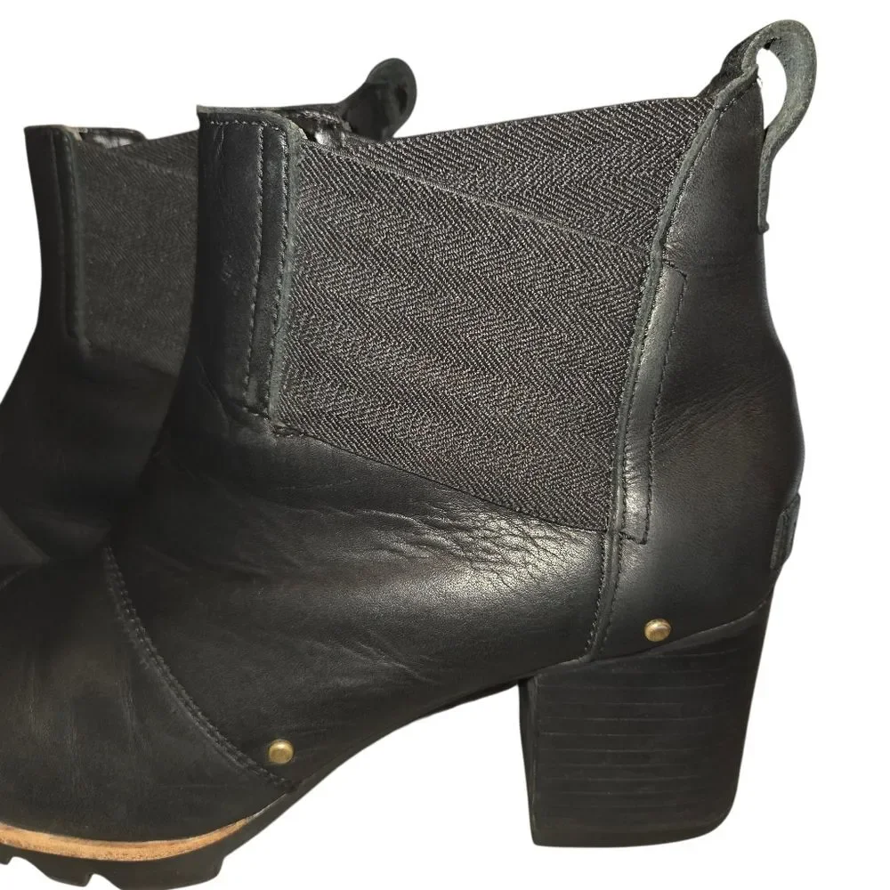 SOREL Womens Addington Chelsea Black Leather Chunky Heel Boots Size 9